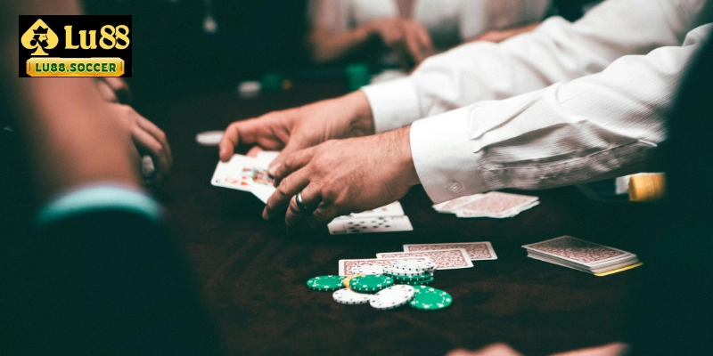 Mẹo chơi Poker với 10 kết hợp phổ biến